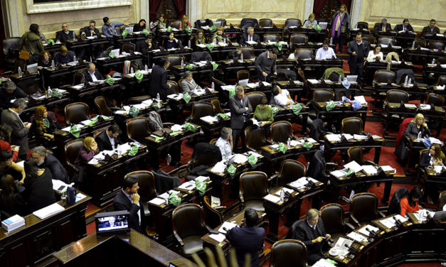 Nuevos apuntes de opinión pública en torno a un debate histórico: despenalización del aborto