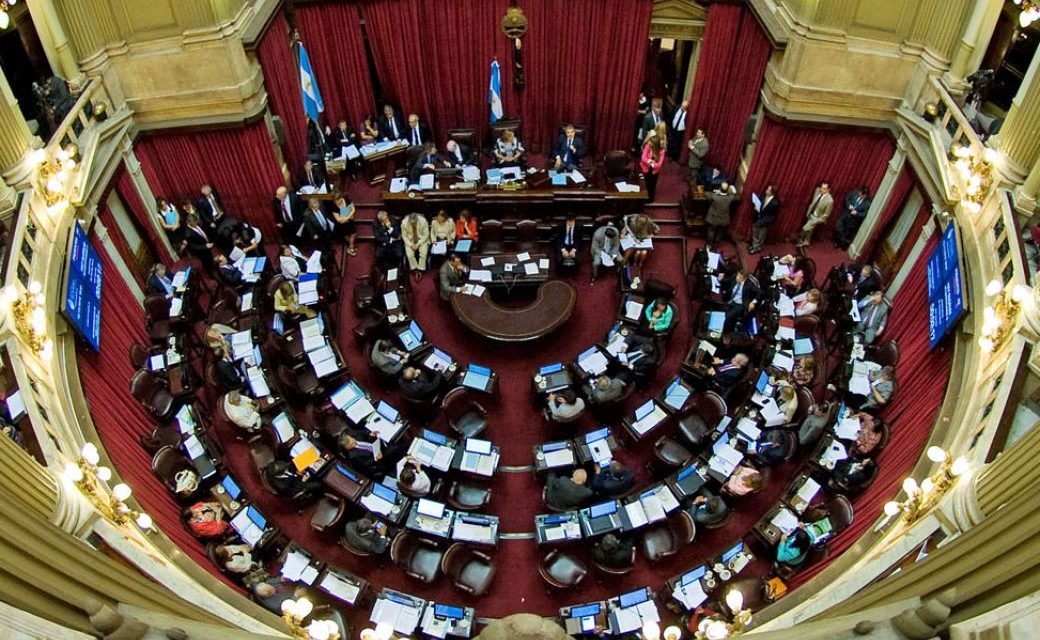 El acuerdo con el FMI llega al Senado: qué dicen las encuestas