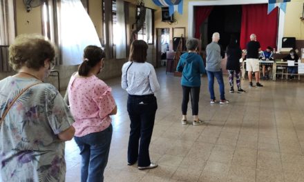 Qué escenarios se abren si se profundiza la crisis, según las encuestas