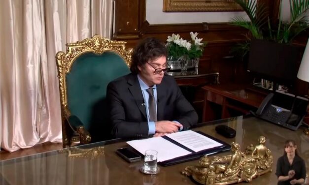 Triple desgaste: ajuste, mega dnu y ley ómnibus erosionan el apoyo al gobierno nacional