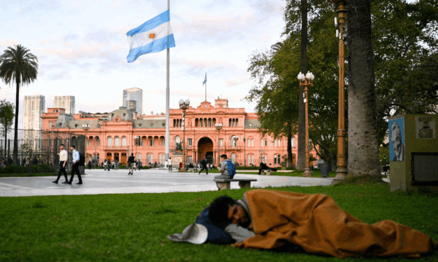 La ideología de los anti y los demagogos
