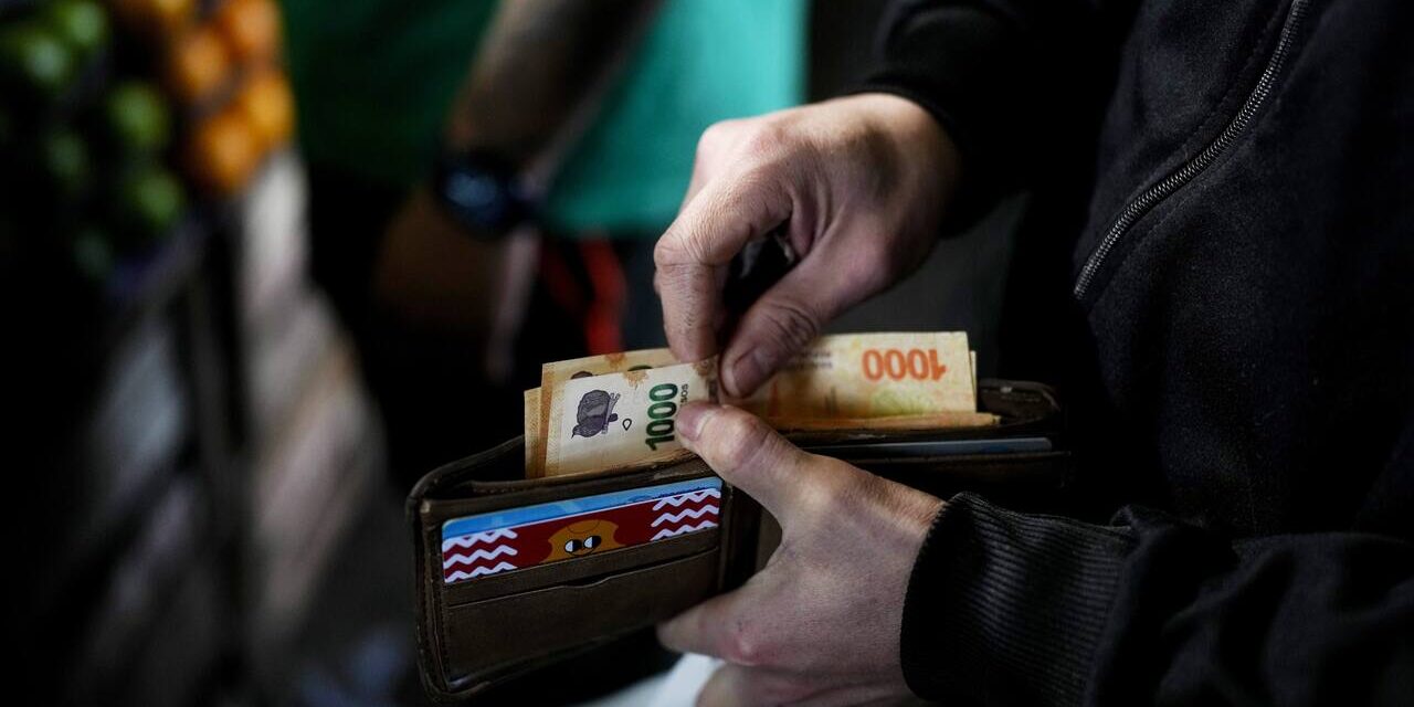 A dos años del ballotage, se achica la clase media y la movilidad descendente se impone en las mediciones